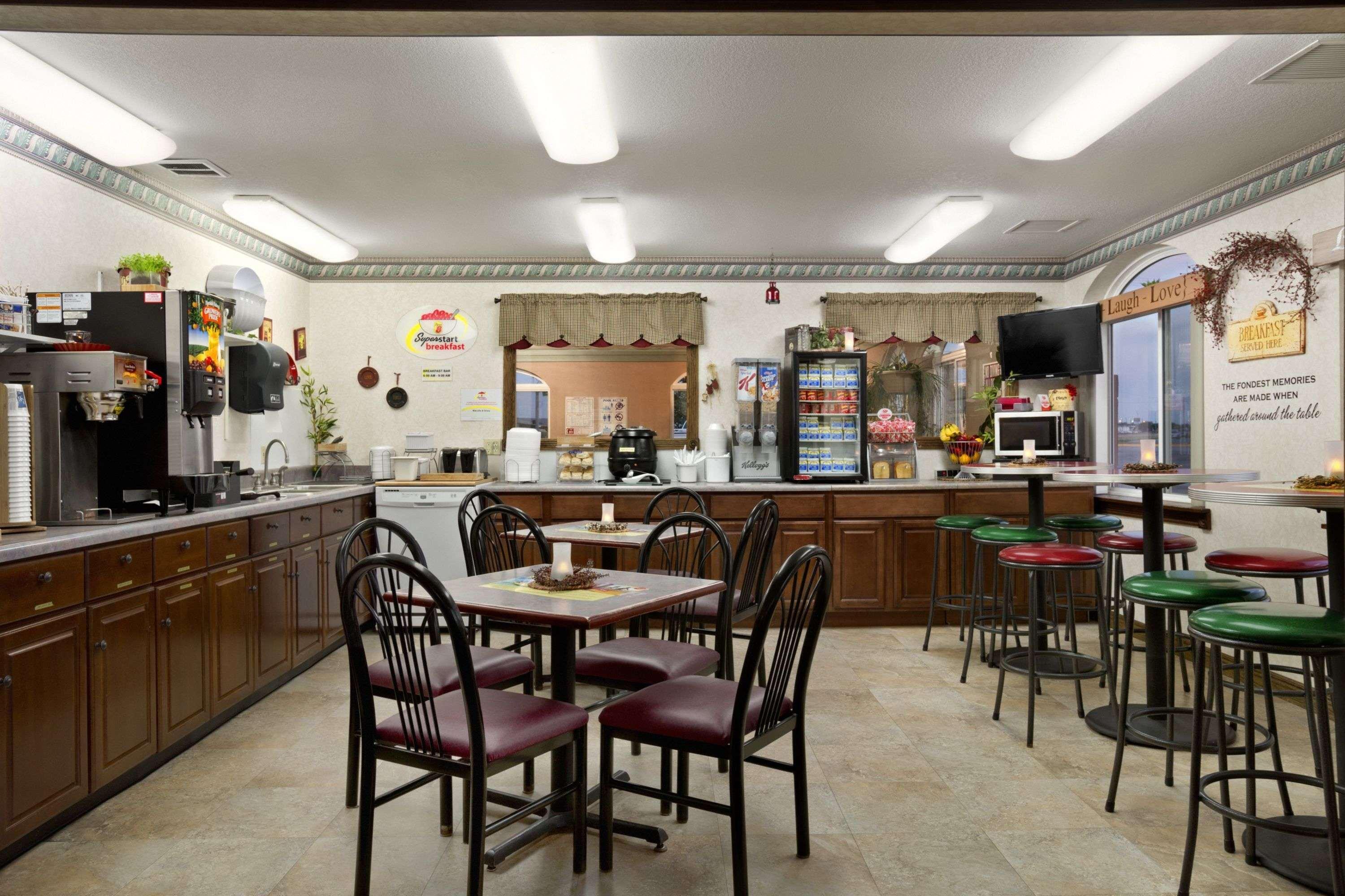 Econo Lodge Scottsbluff Kültér fotó